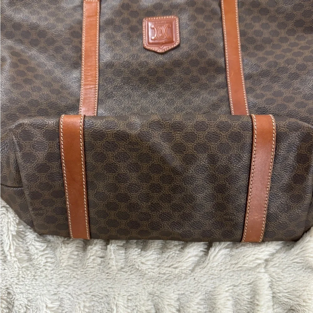 Celine Macadam Tote – Classic Luxury - Picture 9 of 9